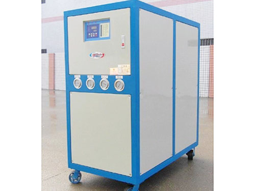  工業冷水機廠家怎樣介紹低溫冷水機組的類別？